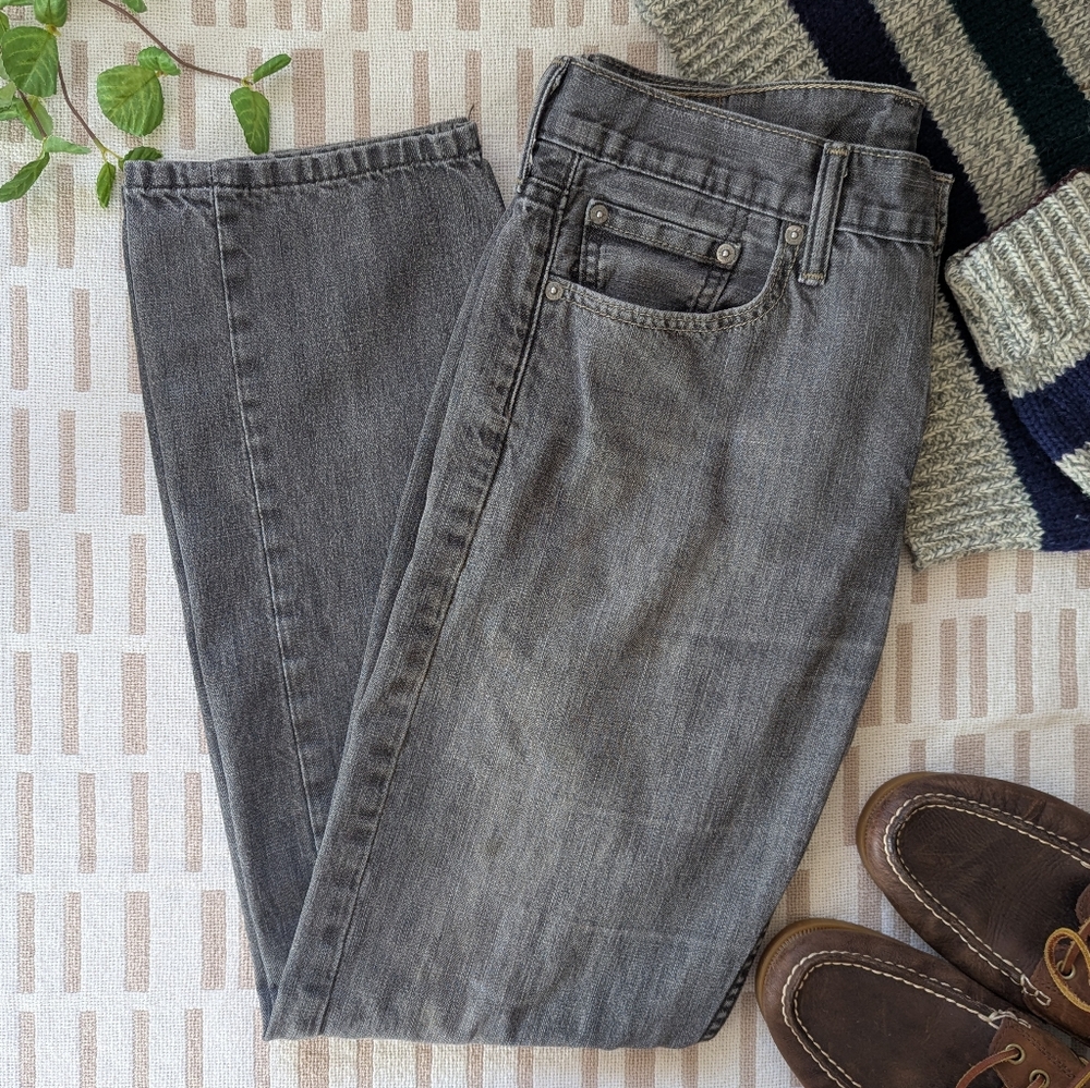 Levi's Men's Slim Straight Jeans in Gray